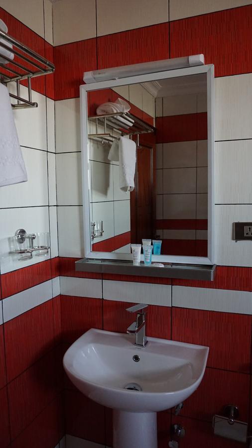Kersay Hotel Addis Ababa Bagian luar foto